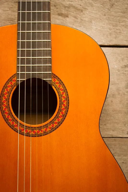 Guitarra Acústica Desde Cero – Domina la Música Paso a Paso